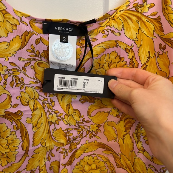 Versace Pink Silky Tank Top New with Tags - Picture 3 of 3